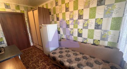 Продам комнату с общей площадью 12м2, 5/5 эт., на улице 80 Гвардейской Дивизии, Октябрьский район, г. Барнаул, Алтайский край, Россия, агентство АН Династия 24. Фотография №1
