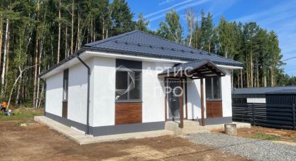Продам дом 4-х комнатный с общей площадью 105м2, на улице Лиственная, г. Курганово, Свердловская обл., Россия, агентство Артис Про. Фотография №1