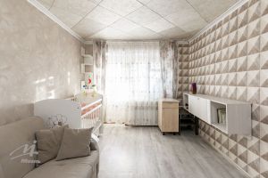 Продам квартиру 2-х комнатную с общей площадью 46м2, 5/5 эт., на улице Георгия исакова ул, Железнодорожный район, г. Барнаул, Алтайский край, Россия, агентство Миэль офис в Барануле