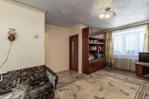 Продам квартиру 2-х комнатную с общей площадью 42м2, 1/3 эт., на улице Восточная ул, Железнодорожный район, г. Барнаул, Алтайский край, Россия, агентство Миэль офис в Барануле