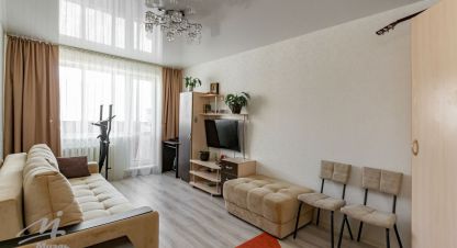 Продам квартиру 1 комнатную с общей площадью 30м2, 4/9 эт., на улице Юрина, Ленинский район, г. Барнаул, Алтайский край, Россия, агентство Миэль офис в Барануле. Фотография №1