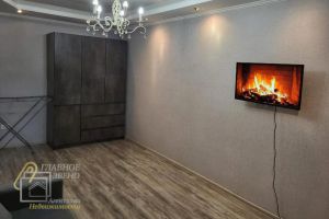 Продам квартиру 1 комнатную с общей площадью 32м2, 4/5 эт., на улице Титова, Ленинский район район, г. Новосибирск, Новосибирская обл., Россия, агентство Главное звено