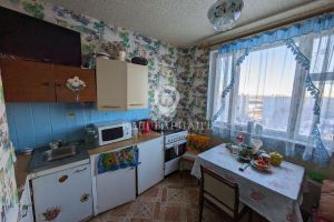 Продам квартиру 3-х комнатную с общей площадью 72.8м2, 13/17 эт., на улице Ленинградский, г. Ярославль, Ярославская обл., Россия, агентство Ваш Вариант