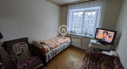 Продам квартиру 3-х комнатную с общей площадью 63.5м2, 3/9 эт., на улице Космонавтов, г. Ярославль, Ярославская обл., Россия, агентство Ваш Вариант. Фотография №1