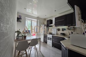 Продам квартиру 2-х комнатную с общей площадью 54м2, 2/5 эт., на улице Набережная, г. Волгореченск, Костромская обл., Россия, агентство Дюна