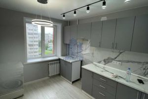 Продам квартиру 3-х комнатную с общей площадью 69м2, 7/9 эт., на улице Тракторостроителей, г. Чебоксары, Чувашия респ., Россия, агентство Агентство недвижимости Ориентир