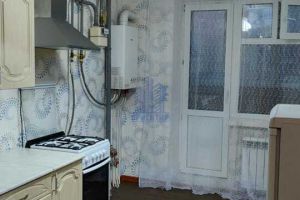 Продам квартиру 1 комнатную с общей площадью 38.5м2, 3/9 эт., на улице Ленинского Комсомола, г. Чебоксары, Чувашия респ., Россия, агентство Агентство недвижимости Ориентир