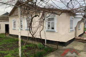 Продам дом 3-х комнатный с общей площадью 70м2, г. Цибанобалка, Краснодарский край, Россия, агентство Монополия