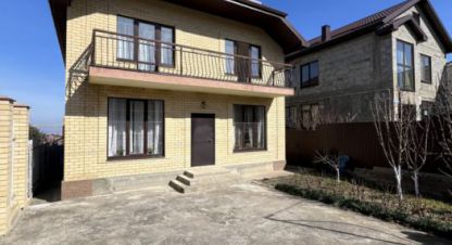 Продам дом 7-ти комнатный с общей площадью 182м2, на улице Светлая, г. Супсех, Краснодарский край, Россия, агентство Монополия. Фотография №1