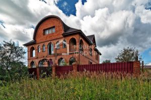 Продам дом 7-ти комнатный с общей площадью 369.2м2, на улице Троицкая, г. Сергиев Посад, Московская обл., Россия, агентство Новый Формат