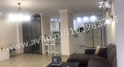 Продам квартиру 4-х комнатную с общей площадью 200м2, 8/15 эт., на улице Ленина ул, г. Нижневартовск, Ханты-Мансийский авт. окр., Россия, агентство Интернет-партнер. Фотография №1