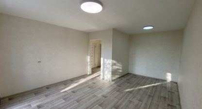 Купить 1 комнатную квартиру в г. Нижневартовск. Фотография №2