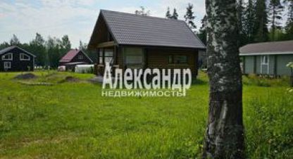 Продам дом 2-х комнатный с общей площадью 61.6м2, на улице Трубачева ул, г. Лахденпохья, Карелия респ., Россия, агентство Интернет-партнер. Фотография №1