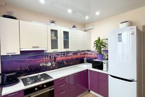 Продам квартиру 2-х комнатную с общей площадью 41м2, 6/9 эт., на улице Самаровская ул, г. Ханты-Мансийск, Ханты-Мансийский авт. окр., Россия, агентство Интернет-партнер