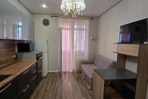 Продам квартиру 1 комнатную с общей площадью 43.9м2, 1/9 эт., на улице Самаровская ул, г. Ханты-Мансийск, Ханты-Мансийский авт. окр., Россия, агентство Интернет-партнер