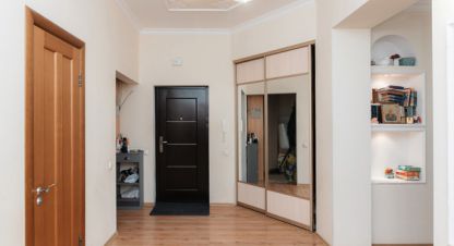 Купить квартиру 3-х комнатную, 88.6 кв. м., Россия, г. Ханты-Мансийск. Фотография №10