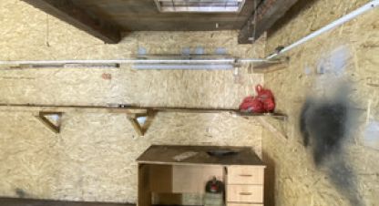 Продам гараж/паркинг с общей площадью 28м2, на улице Чехова, г. Ханты-Мансийск, Ханты-Мансийский авт. окр., Россия, агентство Интернет-партнер. Фотография №1