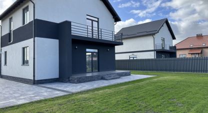 Продам дом 4-х комнатный с общей площадью 152м2, на улице Алтайская ул, г. Гурьевск, Калининградская обл., Россия, агентство Интернет-партнер. Фотография №1