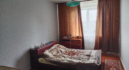 Продам квартиру 4-х комнатную с общей площадью 77м2, 9/9 эт., на улице Кирова (центральный) ул, Центральный район, г. Новокузнецк, Кемеровская обл., Россия, агентство Интернет-партнер. Фотография №1