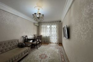 Продам квартиру 2-х комнатную с общей площадью 45м2, 7/10 эт., на улице Амет-хана султана пр-кт, Советский район, г. Махачкала, Дагестан респ., Россия, агентство Интернет-партнер