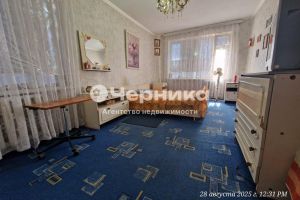 Продам квартиру 3-х комнатную с общей площадью 61.3м2, 4/5 эт., на улице 40 лет победы, г. Шахты, Ростовская обл., Россия, агентство АН Черника