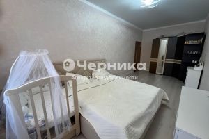 Продам квартиру 1 комнатную с общей площадью 41.7м2, 1/3 эт., на улице Шести коммунаров, г. Станица ессентукская, Ставропольский край, Россия, агентство АН Черника