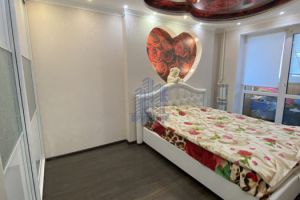 Продам квартиру 4-х комнатную с общей площадью 95м2, 6/18 эт., на улице 9-й Пятилетки, г. Чебоксары, Чувашия респ., Россия, агентство Агентство недвижимости Ориентир
