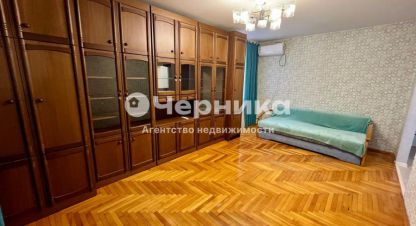 Продам квартиру 2-х комнатную с общей площадью 48.1м2, 3/4 эт., на улице Шоссейная, г. Ессентуки, Ставропольский край, Россия, агентство АН Черника. Фотография №1