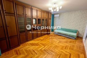 Продам квартиру 2-х комнатную с общей площадью 48.1м2, 3/4 эт., на улице Шоссейная, г. Ессентуки, Ставропольский край, Россия, агентство АН Черника