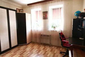 Продам квартиру 2-х комнатную с общей площадью 48.6м2, 5/5 эт., на улице Дзержинского ул, г. Ханты-Мансийск, Ханты-Мансийский авт. окр., Россия, агентство Интернет-партнер