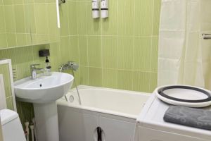 Сдам квартиру 2-х комнатную с общей площадью 40м2, 3/4 эт., на улице Горького 19-А, г. Магадан, Магаданская обл., Россия, агентство JCat