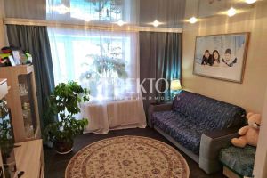 Продам квартиру 2-х комнатную с общей площадью 49м2, 2/2 эт., на улице 1, г. Посёлок тихий уголок, Костромская обл., Россия, агентство Вектор
