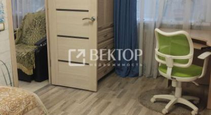 Продам квартиру 2-х комнатную с общей площадью 42.9м2, 4/4 эт., на улице Добрынина, Ленинский район, г. Ярославль, Ярославская обл., Россия, агентство Вектор. Фотография №1