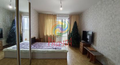 Продам квартиру 1 комнатную с общей площадью 42.1м2, 10/17 эт., на улице Мкр рождественский, г. Иваново, Ивановская обл., Россия, агентство АН Радуга. Фотография №1