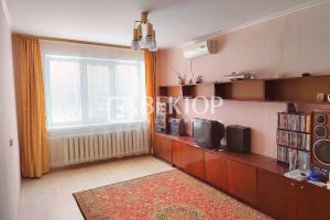 Продам квартиру 3-х комнатную с общей площадью 66м2, 2/5 эт., на улице Мкр давыдовский-1, Центральный район, г. Кострома, Костромская обл., Россия, агентство Вектор