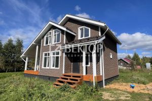 Продам дом 5-ти комнатный с общей площадью 121м2, на улице Первомайский проезд, г. Красный бор, Ярославская обл., Россия, агентство Вектор