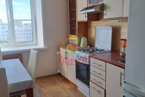 Продам квартиру 2-х комнатную с общей площадью 48.3м2, 8/9 эт., на улице Жарова, г. Иваново, Ивановская обл., Россия, агентство АН Радуга
