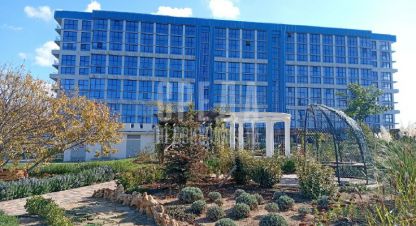 Продам квартиру 2-х комнатную с общей площадью 65.3м2, 3/10 эт., на улице Парковая, г. Севастополь, Крым авт. респ., Россия, агентство Среда. Фотография №1