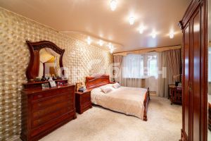 Продам квартиру 4-х комнатную с общей площадью 145м2, 1/17 эт., на улице Пионерская, г. Королёв, Московская обл., Россия, агентство ГорОбмен