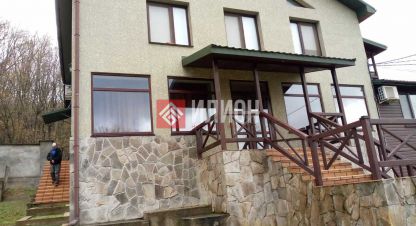 Продам дом 9-ти комнатный с общей площадью 600м2, г. Подгорное, Крым авт. респ., Россия, агентство Илион. Фотография №1