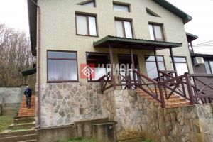 Продам дом 9-ти комнатный с общей площадью 600м2, г. Подгорное, Крым авт. респ., Россия, агентство Илион