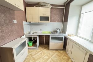 Продам квартиру 2-х комнатную с общей площадью 46м2, 2/5 эт., на улице Коммунистическая ул, г. Сыктывкар, Коми респ., Россия, агентство Интернет-партнер