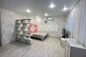 Продам дом 3-х комнатный с общей площадью 97м2, г. Тсн бентос, Крым авт. респ., Россия, агентство Илион