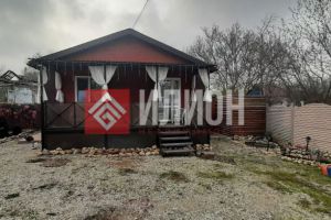 Продам дом 3-х комнатный с общей площадью 95м2, на улице Тамары смоленской, г. Снт сапун-гора, Крым авт. респ., Россия, агентство Илион