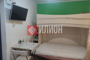 Продам квартиру 1 комнатную с общей площадью 14.5м2, 1/4 эт., на улице Качинское шоссе, г. Орловка, Крым авт. респ., Россия, агентство Илион