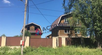 Продам дом 8-ти комнатный с общей площадью 300м2, на улице Успенского ул, г. Крапивна с, Тульская обл., Россия, агентство АН Астория. Фотография №1