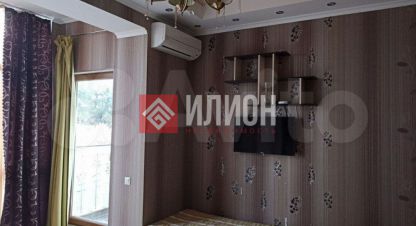 Продаётся 1 комнатная квартира в г. Алушта . Фотография №6