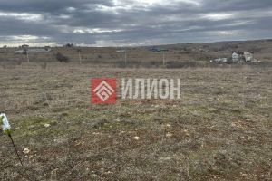 Продам земельный участок, на улице Южная, г. Викторовка, Крым авт. респ., Россия, агентство Илион