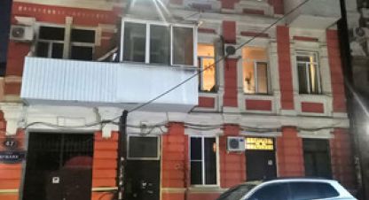 Продам квартиру 2-х комнатную с общей площадью 40м2, 3/3 эт., на улице Баумана ул, Кировский район, г. Ростов-на-Дону, Ростовская обл., Россия, агентство Интернет-партнер. Фотография №1