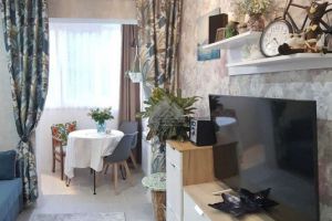 Продам квартиру 2-х комнатную с общей площадью 36.7м2, 1/10 эт., на улице Тепличная ул, г. Раздольное, Краснодарский край, Россия, агентство Интернет-партнер